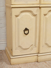 Load image into Gallery viewer, Vintage Pie Safe Hutch
