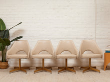 Load image into Gallery viewer, Set of 4 Saarinen Style Vintage Chairs
