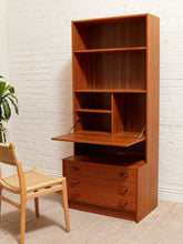 Load image into Gallery viewer, Teak Vintage Mid Century Tall Shelf
