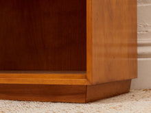 Load image into Gallery viewer, Heywood Wakefield Shelf

