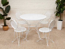 Load image into Gallery viewer, Vintage 60’s Outdoor Set
