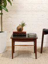 Load image into Gallery viewer, Black Top Mid Century Side Table
