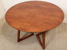 Load image into Gallery viewer, Round Sculptural Leg Dining Table
