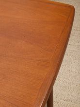 Load image into Gallery viewer, Restored Vintage Dining Table 2 Leaves
