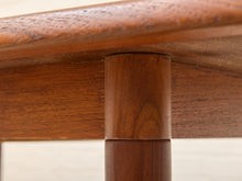 Load image into Gallery viewer, Restored Vintage Dining Table 2 Leaves
