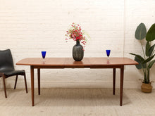 Load image into Gallery viewer, Restored Vintage Dining Table 2 Leaves
