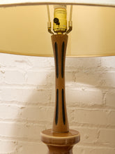 Load image into Gallery viewer, Vintage Mid Century Brown Lamp
