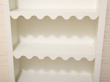 Load image into Gallery viewer, White Scalloped Shelf
