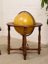 Load image into Gallery viewer, Vintage Light Up Globe
