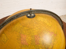 Load image into Gallery viewer, Vintage Light Up Globe
