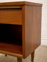 Load image into Gallery viewer, Walnut Nightstand
