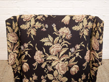 Load image into Gallery viewer, Floral Vintage Chair
