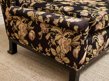 Load image into Gallery viewer, Floral Vintage Chair
