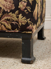 Load image into Gallery viewer, Floral Vintage Chair
