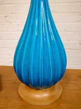 Load image into Gallery viewer, Turquoise Vintage Lamp
