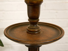 Load image into Gallery viewer, Early American Lighting Floor Lamp
