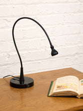 Load image into Gallery viewer, Black Vintage Lamp
