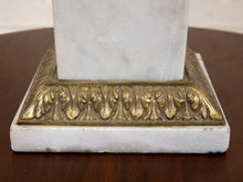 Load image into Gallery viewer, Marble Italian Alabaster Table Lamp
