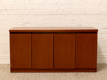 Load image into Gallery viewer, Vintage Mid Century 4 Drawer Credenza
