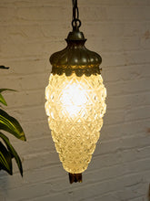 Load image into Gallery viewer, Vintage Pineapple Hanging Lamp
