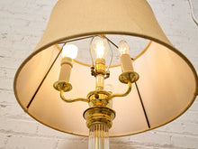 Load image into Gallery viewer, Vintage Speer Lucite &amp; Brass Floor Lamp
