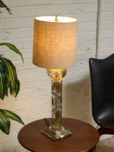 Load image into Gallery viewer, Flower Handblown Lamp
