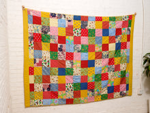 Load image into Gallery viewer, Yellow Funky 1970’s Quilt
