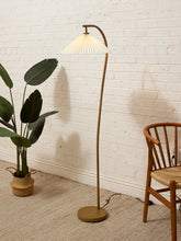Load image into Gallery viewer, Modern Brass-Tone Floor Lamp with Pleated Shade
