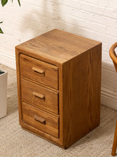 Load image into Gallery viewer, Vintage Mid-Century Modern Three-Drawer Oak Nightstand with Sculptural Pulls
