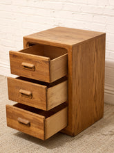 Load image into Gallery viewer, Vintage Mid-Century Modern Three-Drawer Oak Nightstand with Sculptural Pulls
