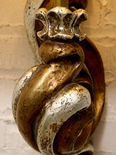 Load image into Gallery viewer, Hollywood Regency Sconce
