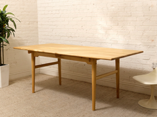 Load image into Gallery viewer, Hans Wegner Style Oak Dining Table

