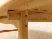 Load image into Gallery viewer, Hans Wegner Style Oak Dining Table
