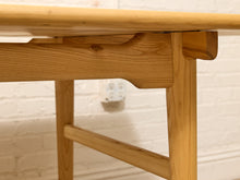 Load image into Gallery viewer, Hans Wegner Style Oak Dining Table
