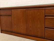 Load image into Gallery viewer, Vintage Mid-Century Modern Walnut Credenza with Glass Top
