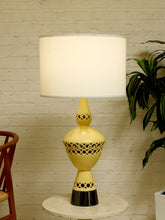 Load image into Gallery viewer, Vintage Mid-Century Atomic Ceramic Table Lamp with Cutout Base
