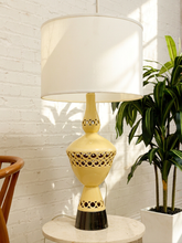 Load image into Gallery viewer, Vintage Mid-Century Atomic Ceramic Table Lamp with Cutout Base
