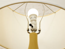 Load image into Gallery viewer, Vintage Mid-Century Atomic Ceramic Table Lamp with Cutout Base
