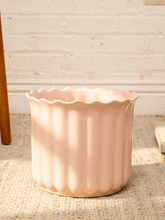 Load image into Gallery viewer, Vintage blush pink glazed ceramic planter with vertical fluting and scalloped wavy rim

