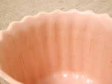 Load image into Gallery viewer, Vintage blush pink glazed ceramic planter with vertical fluting and scalloped wavy rim

