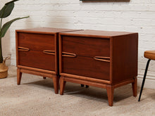 Load image into Gallery viewer, Restored Vintage Nightstands
