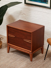 Load image into Gallery viewer, Restored Vintage Nightstands
