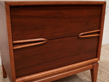 Load image into Gallery viewer, Restored Vintage Nightstands
