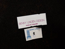 Load image into Gallery viewer, Benny Linden Vintage Chairs
