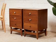 Load image into Gallery viewer, Pair of Vintage 3 Drawer Nightstands
