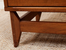 Load image into Gallery viewer, Pair of Vintage 3 Drawer Nightstands
