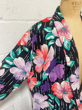Load image into Gallery viewer, Vintage Tropical Floral Lightweight Blazer- Plus Size
