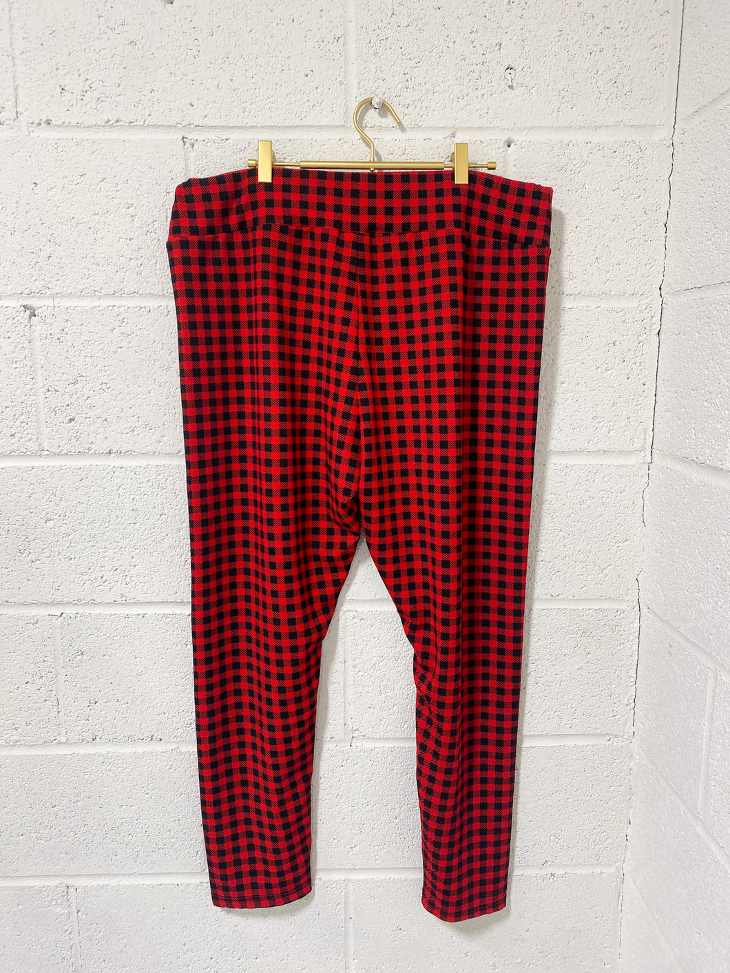 Red and Black Checkered Stretchy Pants (4X)