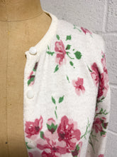 Load image into Gallery viewer, Pretty Floral Cardigan - As Found
