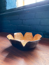 Load image into Gallery viewer, Vintage Flower Ceramic Bowl
